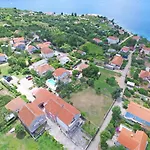 Moreska-2 By Interhome Nyaraló