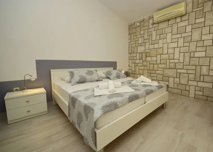 Moreska-2 By Interhome بيت للعطل